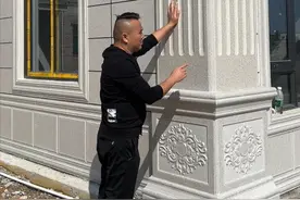 湛江遂溪附城镇昌梓村自建房别墅，四个角柱子莲花座底柱头突出搭配500宽凹槽罗马柱，整体房子视觉感和立体感更强，喜欢这种自建房效果的业主老板欢迎评论区留言 #湛江瓷砖 #农村自建房 #外墙罗马柱 #湛江装修 #湛江同城视频封面