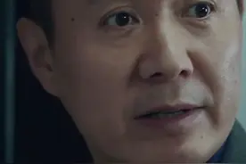 宿敌：郭伟杰揪出最大内鬼，何志飞崩溃跪地认错，罗平都刮目相看视频封面