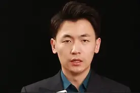 俄乌局势关键之战，亚速钢铁厂为何久攻不下？#大v说 #大v说热点 #亚速钢铁厂到底有多难打 视频封面