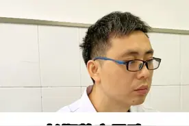 长期熬夜导致包皮龟头炎 #男性 #诊室日常 #男性知识 
医学科普仅供参考，
如有不适请线下就医。视频封面