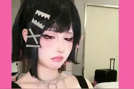 瑶兔叽-都是在做做效果，最后那上下打量的眼神-嫌弃脸 @瑶兔叽 #嫌弃脸 #上下打量 #直播录屏分享视频封面