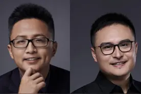 #小鹏汽车：两位联创转任终身荣誉顾问 ，三位创始人均已离开核心管理团队#小鹏汽车  #小鹏汽车创始人视频封面