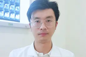 膝盖肿胀痛、僵硬 3个小药片省去看病挂号钱#肩膀痛 #关节痛 #运动损伤 #半月板 #我是欧阳晨波医生视频封面