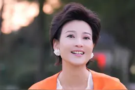 我有不伤人的教养，但不是你伤我的理由。我可以笑着跟你讲道理，但我也可以翻脸讲规矩。#女人一定要活成自己喜欢的样子视频封面