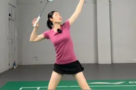 为什么总来不及侧身转体？解决办法在这儿#羽毛球 #羽毛球教学视频封面
