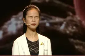 中国首位视障播音硕士董丽娜，很多人通过一段毕业演讲视频认识了她。面对生命的不完美，她通过自身努力改变命运，并以独特方式为社会作出贡献，用声音传播正能量 #2024中国网络媒体论坛   #万千气象看云南视频封面