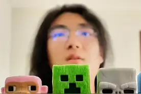 为测评狂买10份麦当劳！我的世界联名玩具开箱真香了？视频封面