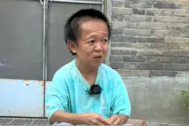 30岁的他，也会害怕，仍选择了挺身而出。为协助消防员救人的赵成龙点赞。视频封面