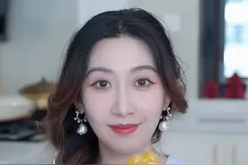 万物皆可糖葫芦！这次对麦乐鸡下手了！~ #糖葫芦 #万物皆可糖葫芦 #糖葫芦挑战 #麦乐鸡糖葫芦 #奇葩美食视频封面