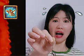 小龙虾里寻找“寄生虫”！用镊子把皮一点点剥开，发现了啥？视频封面