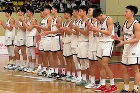 国内最强高中生对决！！浙江耐高决赛-回浦中学VS海亮外语(中篇）#校园篮球 #篮球 #篮球比赛 #耐高 #一生一次耐高 @DOU+小助手视频封面