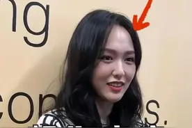 直到看清一张高清旧照，揭开唐嫣总留厚重刘海的真相，不仅仅是为了遮挡额头疤痕这么简单#唐嫣念无双 #杨幂 #罗晋 #娱乐评论大赏  #内容启发搜索