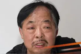 威海男童疑遭殴打致死案引发全网震怒！孩子爷爷透露：监控显示，26日孩子去世当天，孩子妈妈还下楼给石某买了一条530元的“雨花石”香烟，孩子生母就好像是走火入魔了一样，说豁出一切来就得养着他。#威海男童 #威海男童疑被生母打死 #走火入魔 #殴打 @抖音短视频 @DOU+小助手视频封面