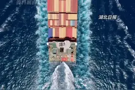 特斯拉：美国关税政策将损害美国公司，征收广泛关税将扰乱美国装配厂的生产。（剪辑：祁泉）视频封面