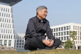#宝藏校长王树国0工资再就业#3月11日，福建福耀科技大学获批视频封面