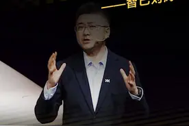 智己刘涛：大家疯狂拥抱流量，但技术真理未必在流量手中#智己汽车 #智己l6 #直拍视频封面