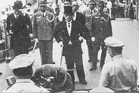 1945年，日本军官拒绝投降，打进皇宫，扬言：战争必须打下去 #创造力计划视频封面