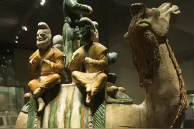 为什么说了解中国的第一站推荐去国博，国博和其他博物馆又有什么样的不同呢？让我们听听中国国家博物馆馆长王春法怎么说。#新华访谈视频封面