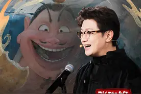 独家专访太乙真人配音演员张珈铭：配音表情和动画“神同步” 在《哪吒之魔童闹海》里，无论是哪吒、还是太乙真人、无量仙翁，这些“神仙”的配音，都好似神来之笔，惟妙惟肖。配音演员的全情投入，也被网友笑称“神同步表情包”#哪吒2##太乙真人##哪吒之魔童闹海#视频封面