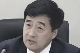 【工行原副行长张红力接受审查调查】近日，中央纪委国家监委网站披露，中国工商银行原党委委员、副行长张红力涉嫌严重违纪违法，目前正接受纪律审查和监察调查。视频封面