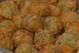 萝卜丸子 为什么你炸的丸子老是不酥脆颜色还发黑，今天保姆级的教程你也赶紧试试，比肉还香#萝卜丸子 #炸丸子 #跟抖音学做菜 #抖音美食推荐官视频封面