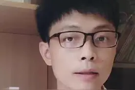 服用他达拉非，千万别犯4大错！ 很多人觉得ED是一件难以启齿的事情，不愿意去医院看医生，而是选择自行在网上或药店购买他达拉非。但每个人的身体状况不同，可能存在一些潜在的疾病或正在服用其他药物，这些情况都需要医生进行综合评估，以确定是否适合服用他达拉非以及合适的剂量。自行购药不仅无法保证药物的质量和安全性，还可能因为不了解自身情况而错误用药。#抖出健康知识宝藏 #他达拉非 #他达拉非口溶膜 #他达拉非片