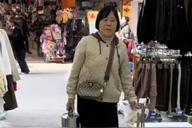 2月19日（发布）湖北仙桃。婆婆每天给儿媳送饭 一天两餐，每天风雨无阻 坚持了13年。儿媳：婆婆从不抱怨，我特别感恩。#湖北dou知道 #好婆婆是一个婚姻中最大的福星 #给儿媳做饭 #幸福的儿媳妇 #风雨无阻的坚持视频封面
