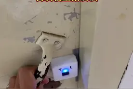 杭州一男生经常忘带钥匙，自制寝室指纹锁，外壳是用3D打印的，成本才几十块钱视频封面