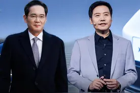 三星李在镕拜访雷军，让我想起了十年前雷军的至暗时刻：喝光五瓶红酒，四次负荆请罪，小米得罪三星后的十年逆袭路#掘金计划2025 #三星李在镕 #雷军 #小米视频封面