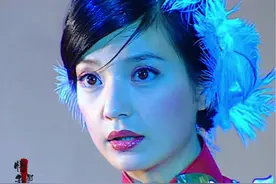 依萍为了给可云治病，不得不去歌舞厅唱歌 #情深深 #情深深雨蒙蒙