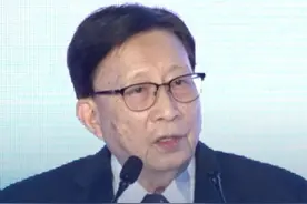 刘兆玄：台湾有人试图“去中国化”是自断文化根源的严重错误视频封面