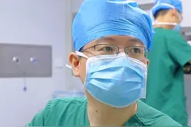 4A乳腺结节，纵横比大于1，形态不规则，边界不清晰 #乳腺结节 #乳腺大夫徐峰 #健康视频封面