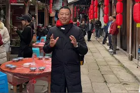中山古镇千米长宴开席了！#中山古镇千米长宴 #重庆dou知道 #重庆美好推荐官 @林海读车视频封面