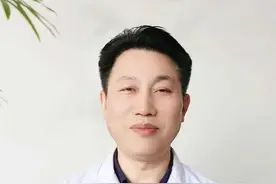 痛风发作忌口清单 急性期处理三步法#黄宗强教授 #抖出健康知识宝藏  #痛风 视频封面
