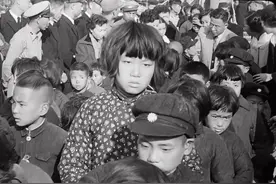 1955年2月浙江大陈岛撤退：儿童先行抵台 该岛显然守不住视频封面
