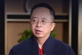 政企必看AI训练指南，8大要素驯服大模型，现在上车还来得及 #大咖观察 #红衣聊AI #大模型视频封面