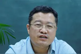 为何有些病人做直腿抬高，有些病人要做骨神经牵拉？#腰椎间盘突出 #脊柱健康 #骨伤科鹿洪辉视频封面