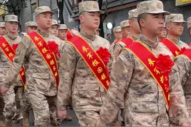 古邦好儿郎 参军报国去，镇雄欢送2025年新兵出征。#镇雄  #出征  #征兵视频封面