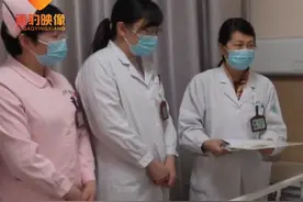 神奇的四胞胎非同月同日生，两个宝宝早产，两个还在妈妈肚子里~#山东#神奇四胞胎 @抖音短视频 视频封面