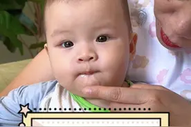宝宝总是咬下嘴唇怎么办？试试这个小妙招，帮你纠正回来 #育儿经验分享 #宝宝咬下嘴唇 #新手爸妈必看 #咬下嘴唇的宝宝 #高姐科学育儿视频封面
