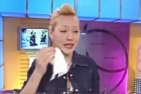 #小s 返台时间不对外公开，但感觉台媒会一直等下去视频封面