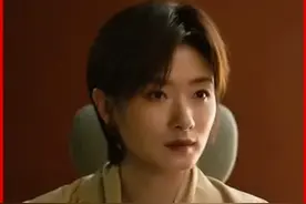 面对下属的故意挑衅，如果是你你会怎么做？来看女主的高情商操作！#职场  #高情商  #为人处世
