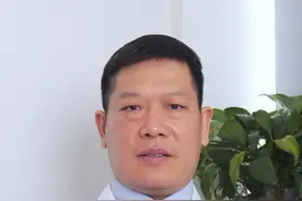 如何预防腰肌劳损？ #腰肌劳损训练方法 #腰背酸痛 #医疗健康创作训练营 #骨科医生周占锋 #抖出健康知识宝藏视频封面
