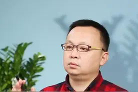 上天入地的一张纸，究竟有多难造？#芳纶纸 #中国制造 #国货之光 #国货加油 #造纸术 #商业思维 #知识分享 @DOU+小助手视频封面