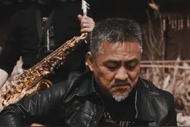 夜曲与天空之城一起演奏，喜欢前面慢速还是后面快的？视频封面