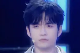 你啷个楞个嘞个呀，重庆话也太洗脑了不愧是西南梗王#张颜齐 ！#奇妙通告日 #电影出入平安 #奇妙通告日全国语言大赏 #张颜齐丁字步方言走秀视频封面