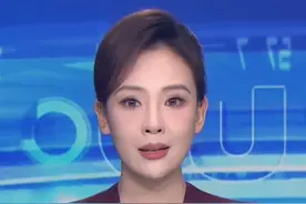 游客反映北海银滩景区部分海域出现不明液体，景区：已成立调查组开展调查，同时组织保洁人员进行清理#大象主播说 @大象新闻主持人刘琳