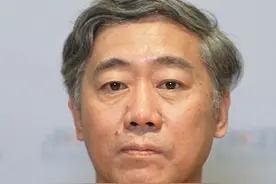 多地国道恢复收费，怎么看？ #财经有“稻” #大咖观察视频封面