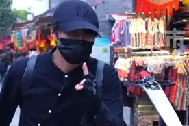 修仙的尽头是科技！小伙用科技实现“御剑飞行”全程无特效，手指哪剑飞哪。#用航天科技打造一把会飞的剑视频封面