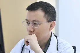 轻中度主动脉瓣狭窄，需要手术干预吗？专家这样说 #主动脉瓣狭窄 #医学科普 #健康知识视频封面
